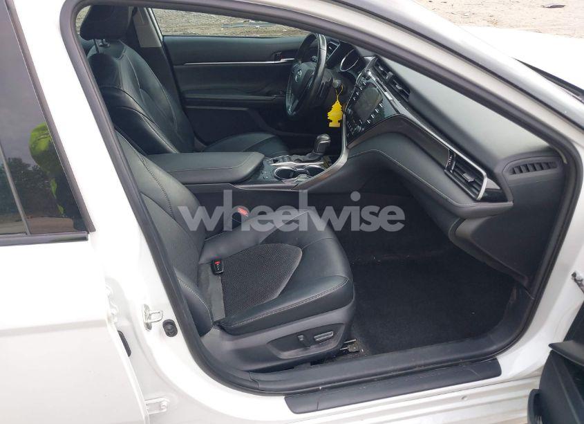 Photo 5 of 2020 Toyota Camry XSE V6 (VIN 4T1KZ1AK4LU039168)