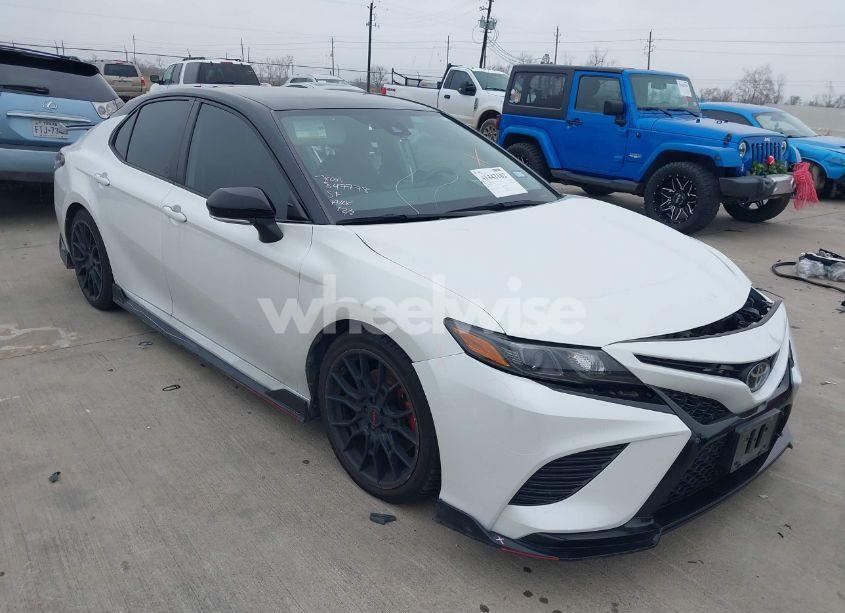 2022 Toyota Camry TRD (VIN 4T1KZ1AK4NU060766) main photo