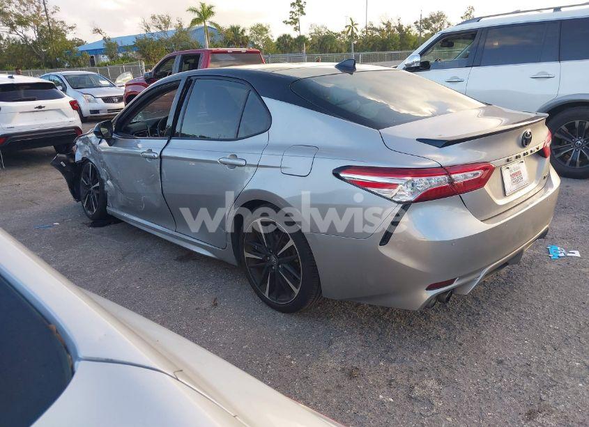 Photo 3 of 2020 Toyota Camry XSE V6 (VIN 4T1KZ1AK5LU036215)