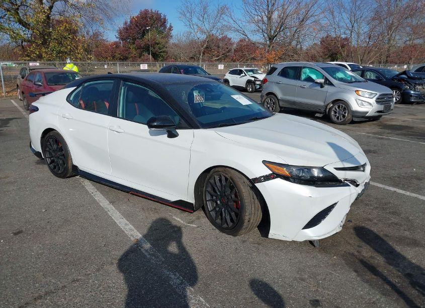 2022 Toyota Camry TRD (VIN 4T1KZ1AK5NU061165) main photo