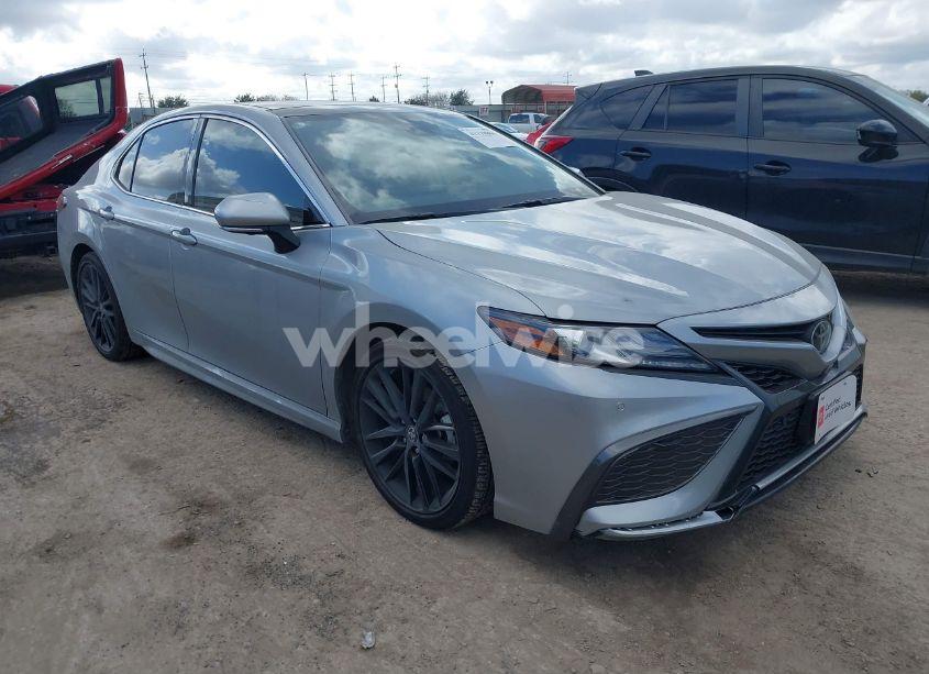 2024 Toyota Camry XSE V6 (VIN 4T1KZ1AK5RU088971) main photo