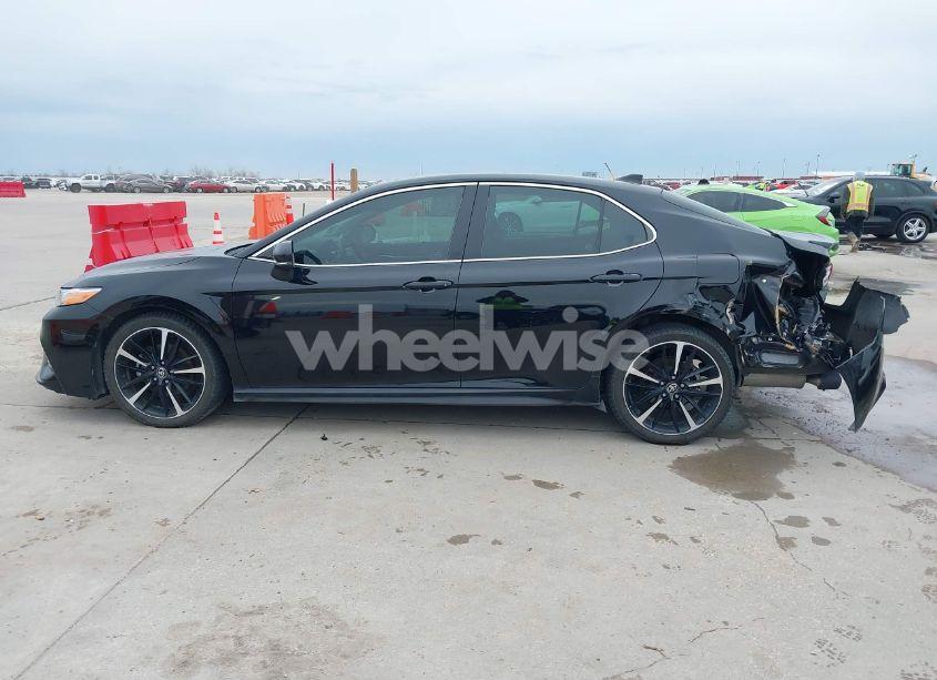 Photo 14 of 2020 Toyota Camry XSE V6 (VIN 4T1KZ1AK7LU040671)