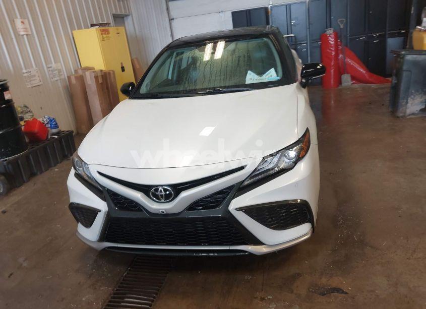 Photo 13 of 2022 Toyota Camry XSE V6 (VIN 4T1KZ1AK7NU068652)
