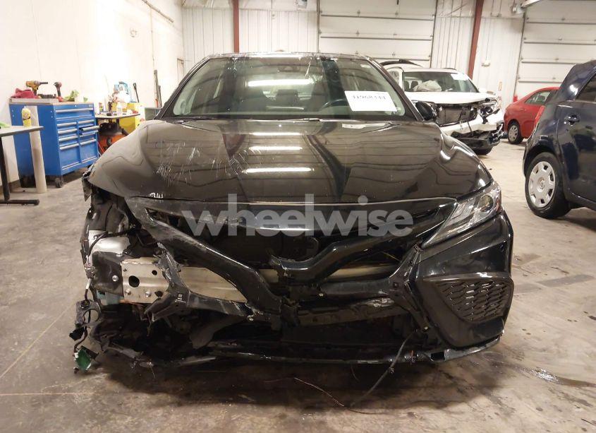 Photo 6 of 2023 Toyota Camry XSE V6 (VIN 4T1KZ1AK7PU077676)