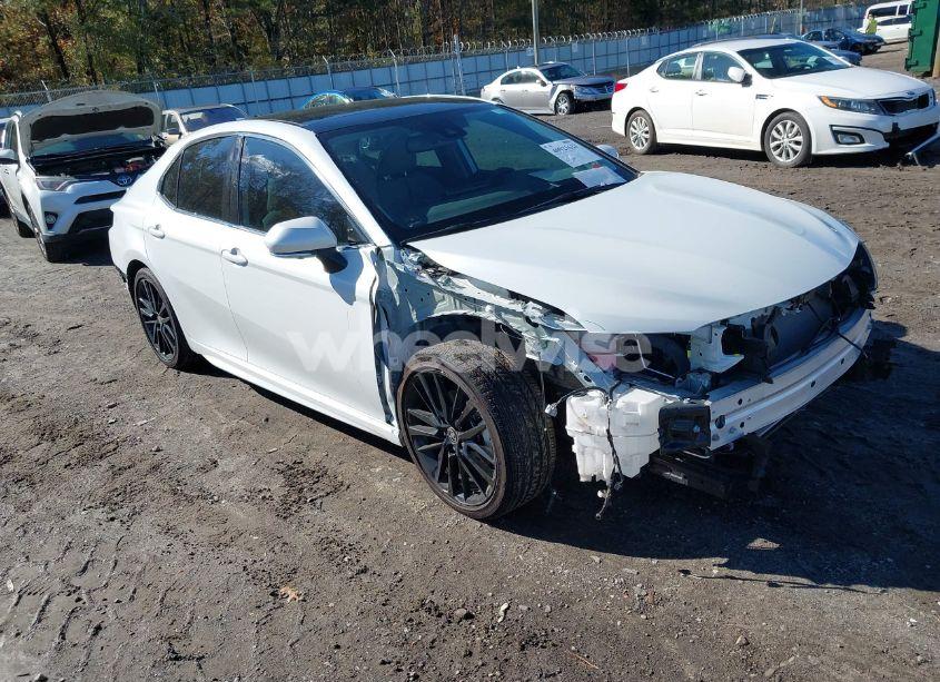 2024 Toyota Camry XSE V6 (VIN 4T1KZ1AK7RU090236) main photo