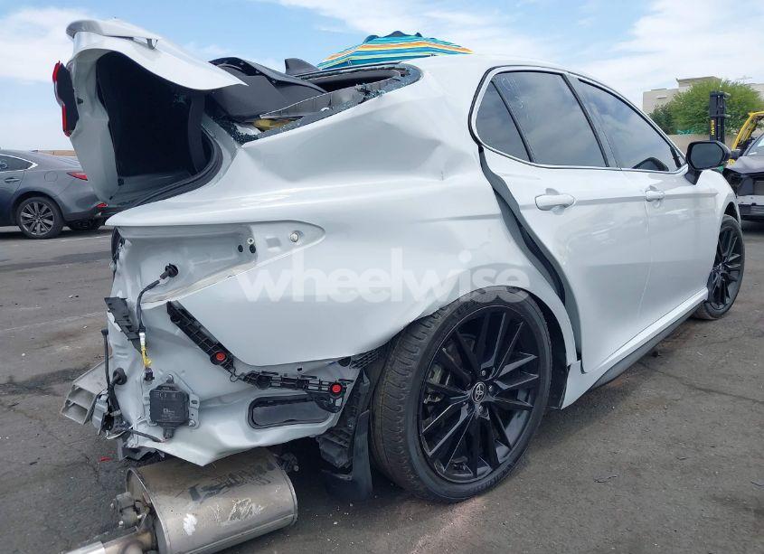 Photo 4 of 2022 Toyota Camry XSE V6 (VIN 4T1KZ1AKXNU064790)