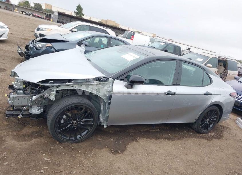 Photo 15 of 2022 Toyota Camry XSE V6 (VIN 4T1KZ1AKXNU069021)