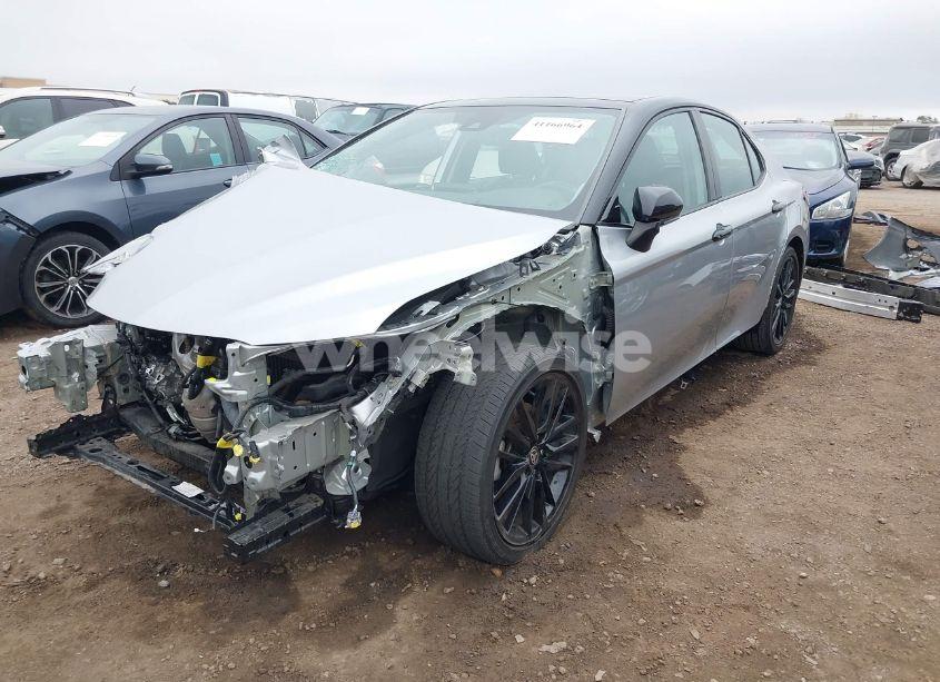 Photo 2 of 2022 Toyota Camry XSE V6 (VIN 4T1KZ1AKXNU069021)