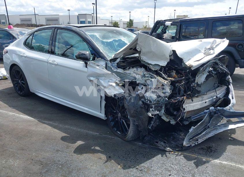 2024 Toyota Camry XSE V6 (VIN 4T1KZ1AKXRU092062) main photo