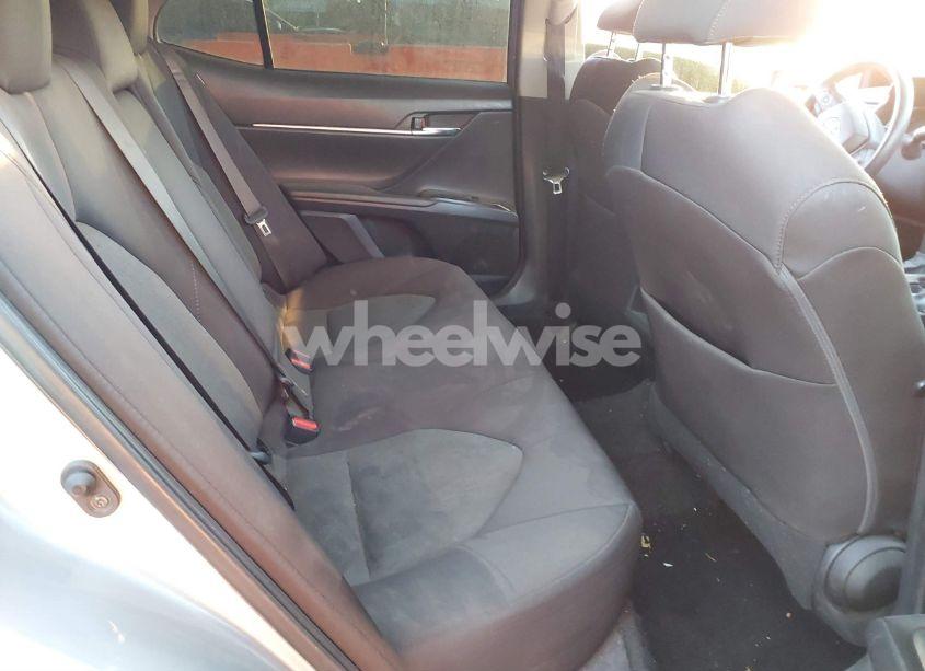 Photo 8 of 2020 Toyota Camry LE (VIN 4T1L11AK1LU887441)