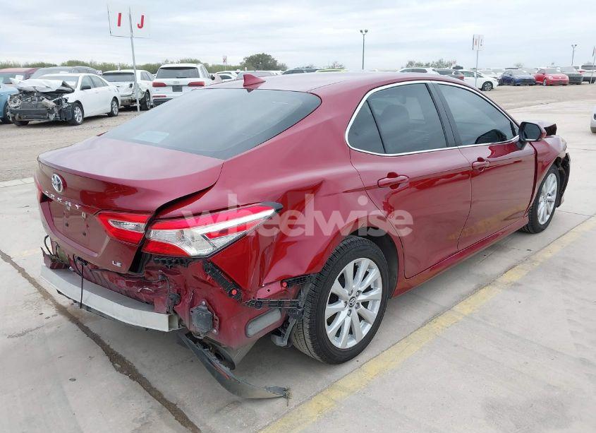Photo 4 of 2020 Toyota Camry LE (VIN 4T1L11AK4LU306773)