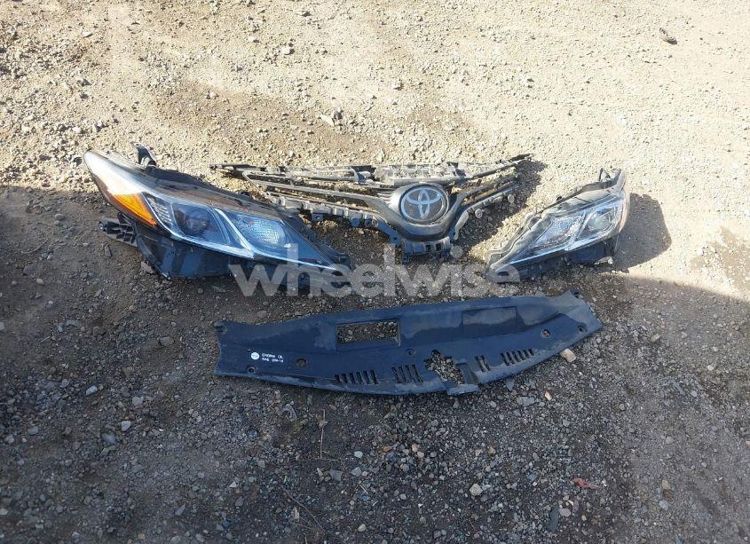 Photo 12 of 2020 Toyota Camry LE (VIN 4T1L11AK7LU997233)