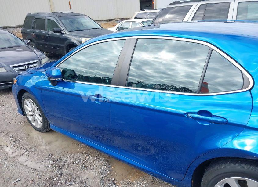 Photo 15 of 2020 Toyota Camry LE (VIN 4T1L11AK8LU394324)