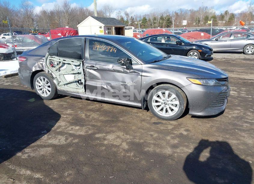 Photo 14 of 2020 Toyota Camry LE AWD (VIN 4T1L11BK8LU019726)