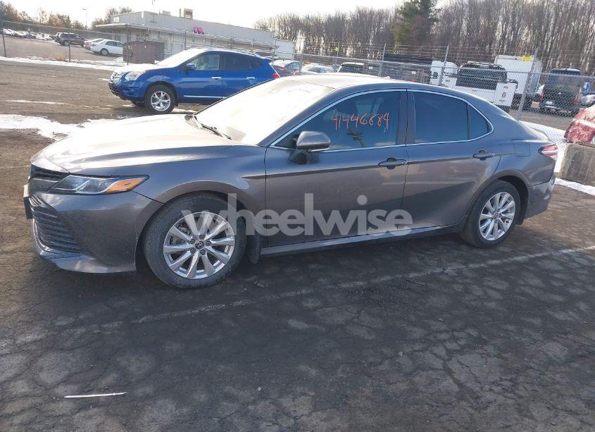 Photo 15 of 2020 Toyota Camry LE AWD (VIN 4T1L11BK8LU019726)