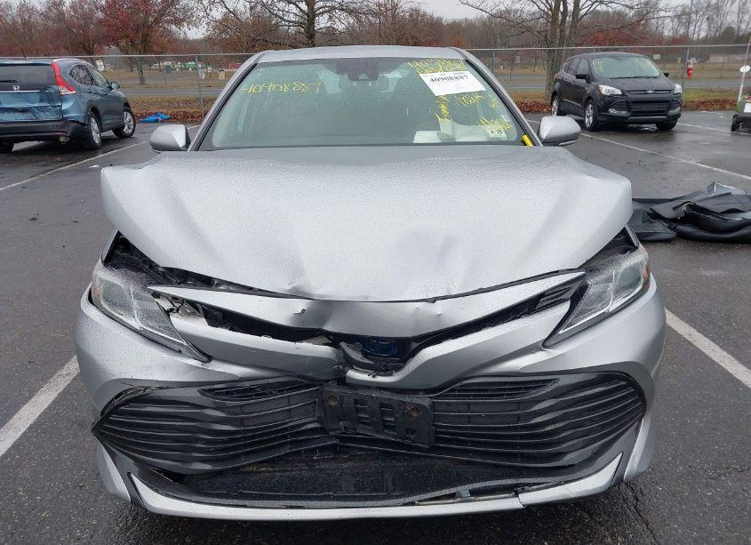 Photo 11 of 2020 Toyota Camry LE HYBRID (VIN 4T1L31AK3LU524097)