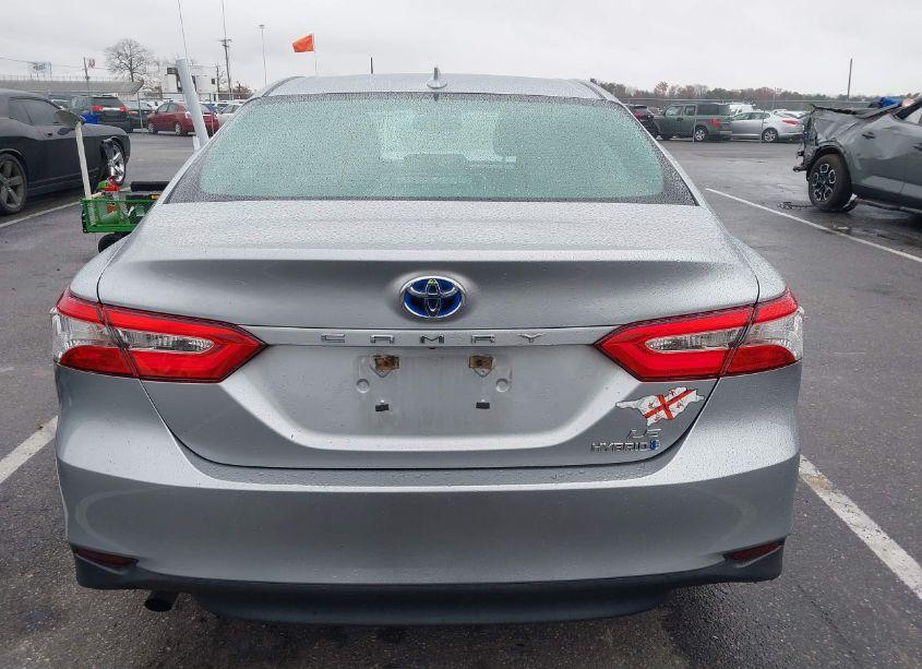 Photo 15 of 2020 Toyota Camry LE HYBRID (VIN 4T1L31AK3LU524097)