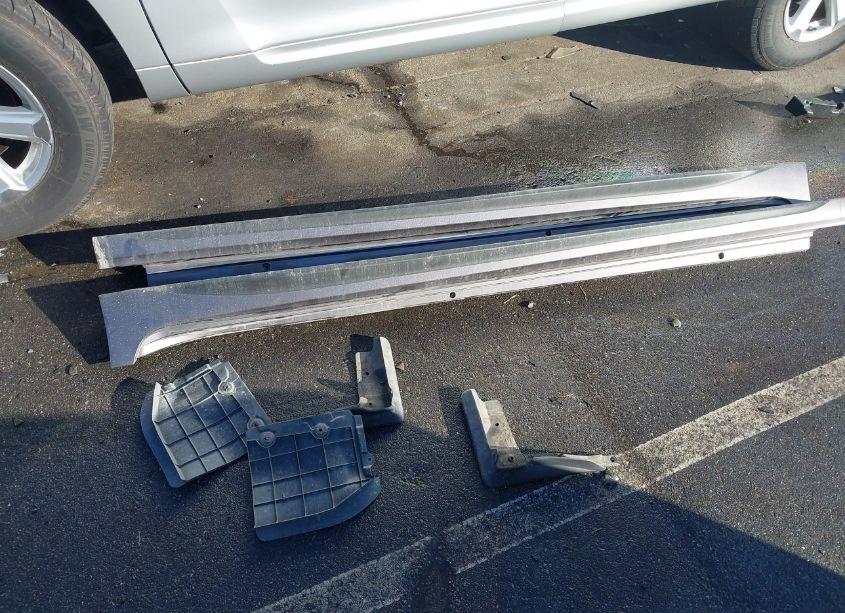 Photo 12 of 2020 Toyota Camry SE (VIN 4T1M11AK0LU951389)