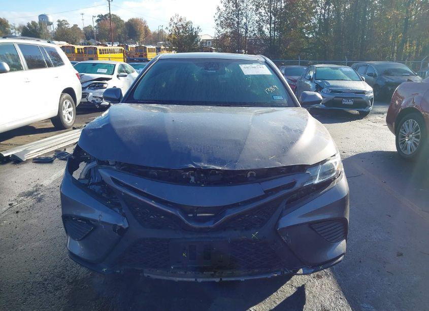 Photo 13 of 2020 Toyota Camry SE (VIN 4T1M11AK0LU951389)