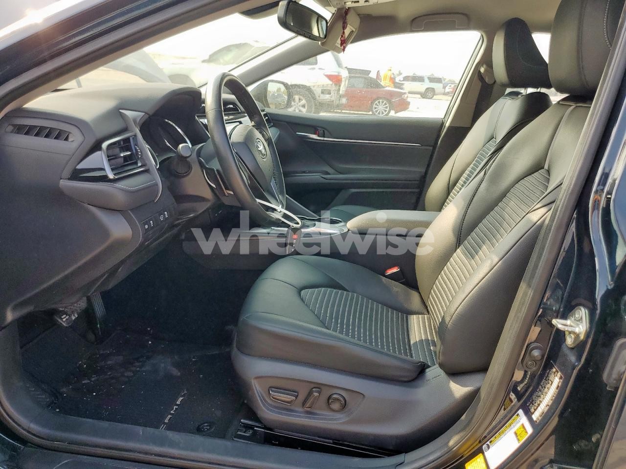 Photo 7 of 2020 TOYOTA CAMRY SE (VIN 4T1M11AK1LU921222)