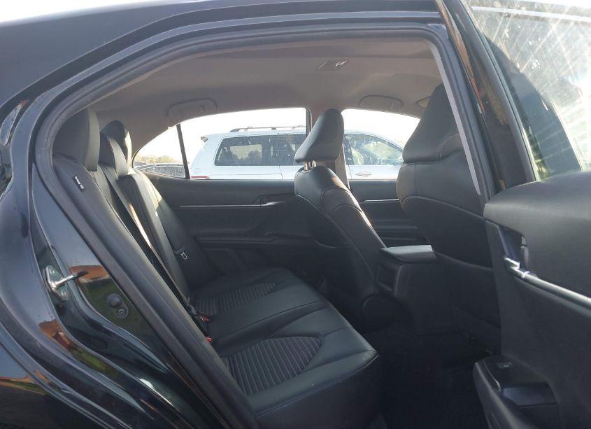 Photo 8 of 2020 Toyota Camry SE (VIN 4T1M11AK1LU955192)