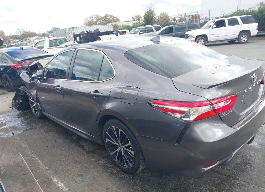 Photo 14 of 2020 Toyota Camry SE (VIN 4T1M11AK2LU933847)