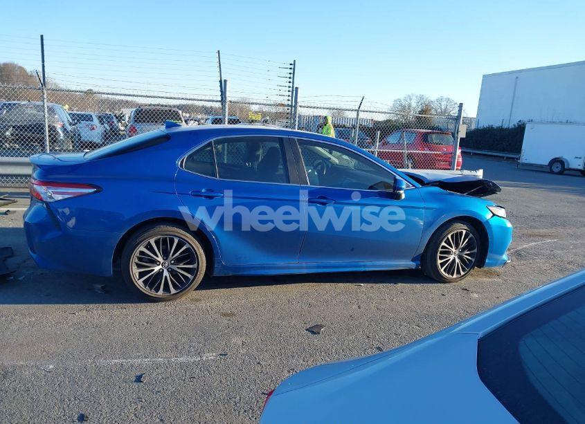 Photo 13 of 2020 Toyota Camry SE (VIN 4T1M11AK3LU313461)