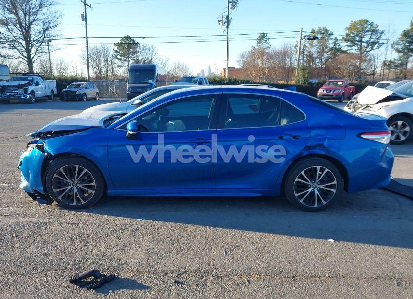 Photo 14 of 2020 Toyota Camry SE (VIN 4T1M11AK3LU313461)