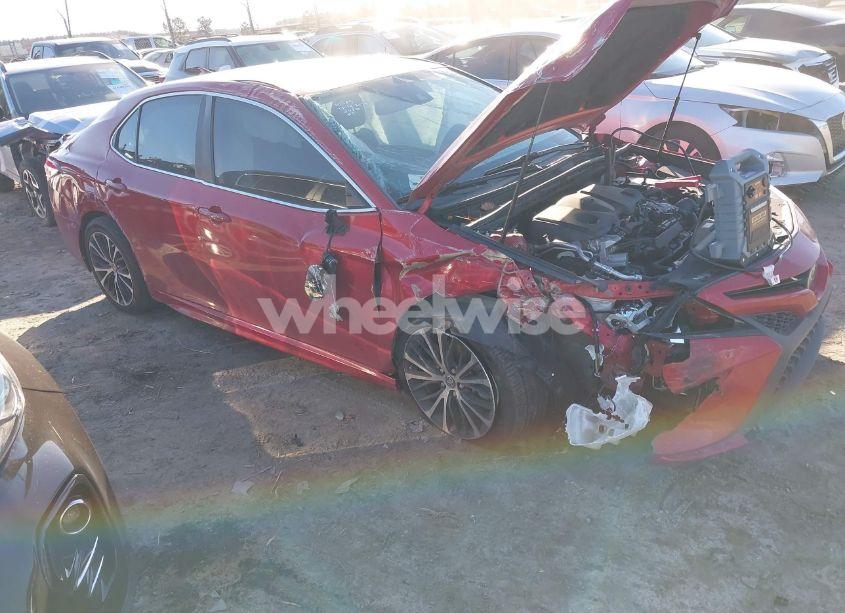 2020 Toyota Camry SE (VIN 4T1M11AK3LU377192) main photo