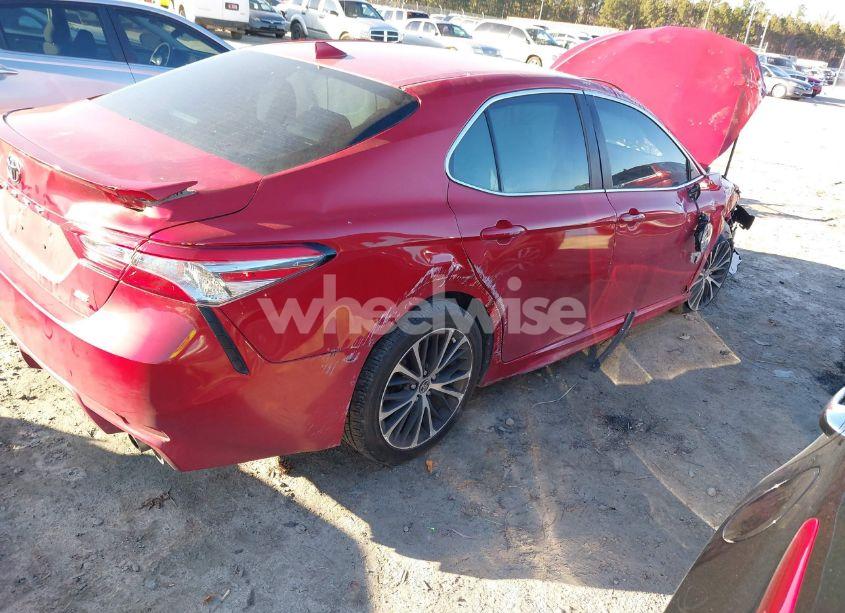 Photo 4 of 2020 Toyota Camry SE (VIN 4T1M11AK3LU377192)