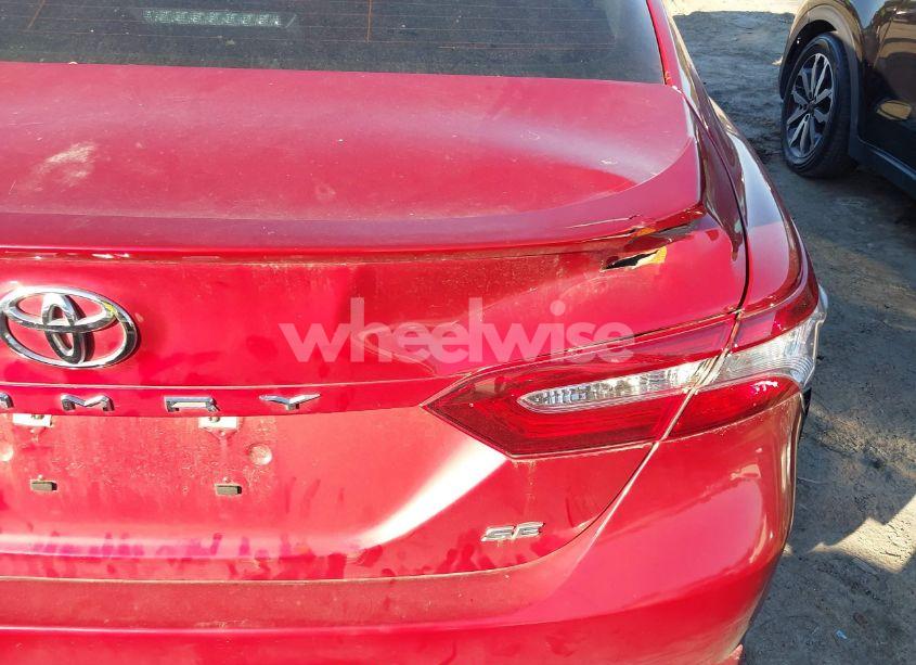 Photo 6 of 2020 Toyota Camry SE (VIN 4T1M11AK3LU377192)