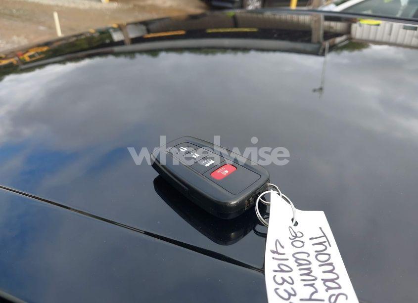 Photo 11 of 2020 Toyota Camry SE (VIN 4T1M11AK3LU391576)