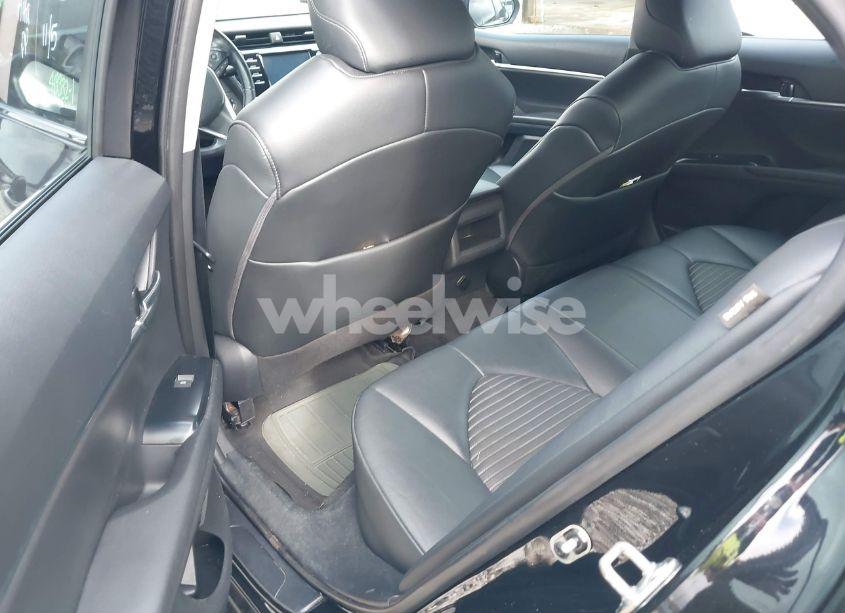 Photo 8 of 2020 Toyota Camry SE (VIN 4T1M11AK3LU391576)