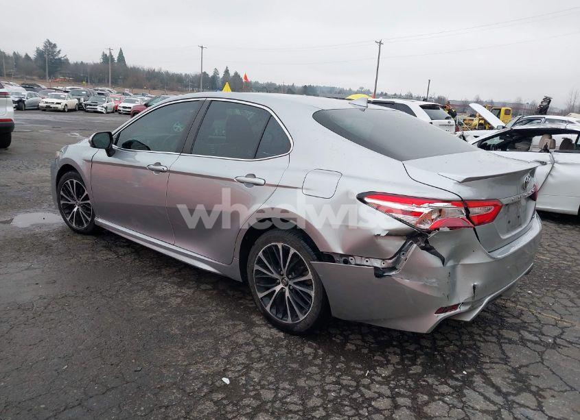 Photo 3 of 2020 Toyota Camry SE (VIN 4T1M11AK3LU895500)