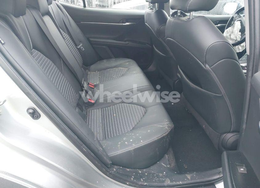 Photo 8 of 2020 Toyota Camry SE (VIN 4T1M11AK3LU923201)