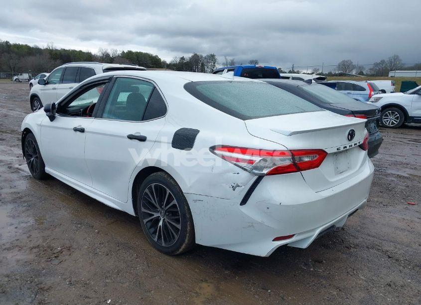 Photo 3 of 2020 Toyota Camry SE (VIN 4T1M11AK4LU891990)