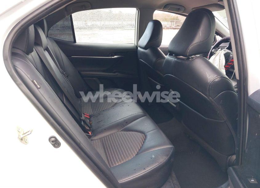 Photo 8 of 2020 Toyota Camry SE (VIN 4T1M11AK4LU891990)