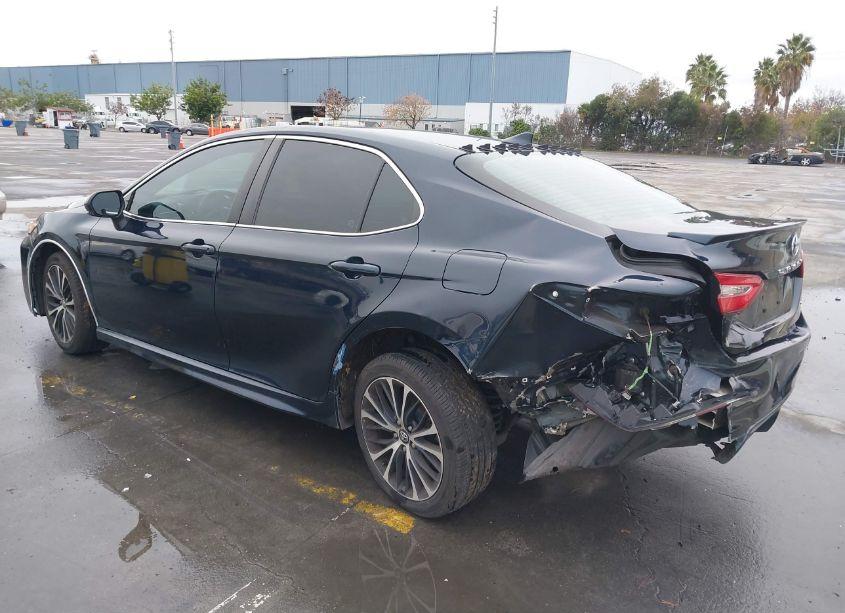 Photo 3 of 2020 Toyota Camry SE (VIN 4T1M11AK4LU908139)