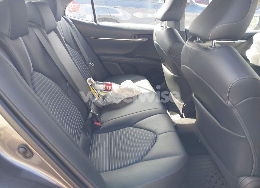 Photo 8 of 2020 Toyota Camry SE (VIN 4T1M11AK4LU996237)