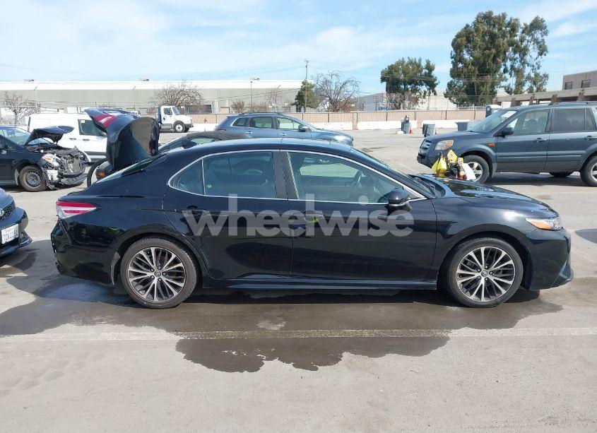 Photo 13 of 2020 Toyota Camry SE (VIN 4T1M11AK5LU923801)