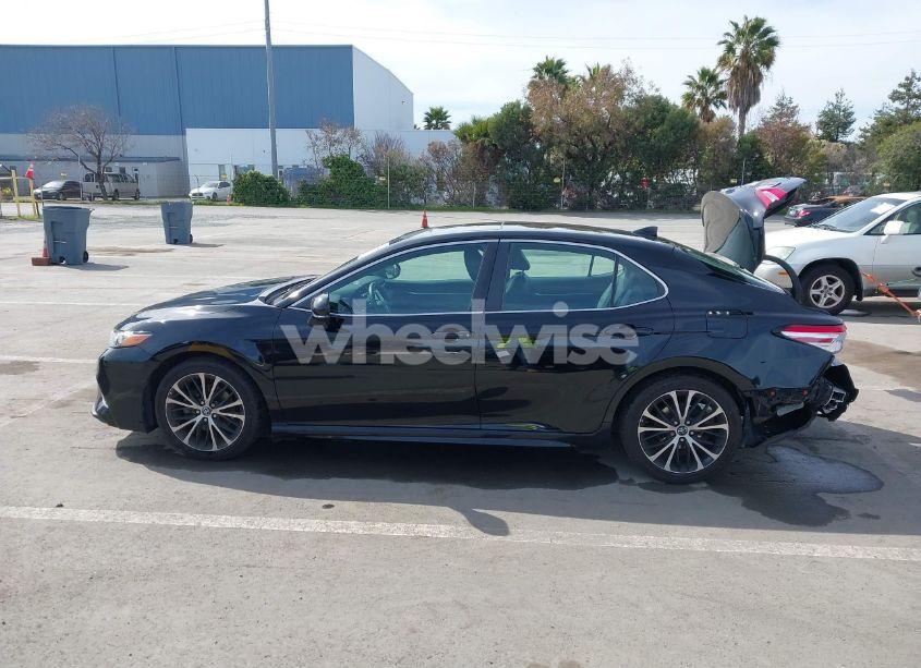 Photo 14 of 2020 Toyota Camry SE (VIN 4T1M11AK5LU923801)
