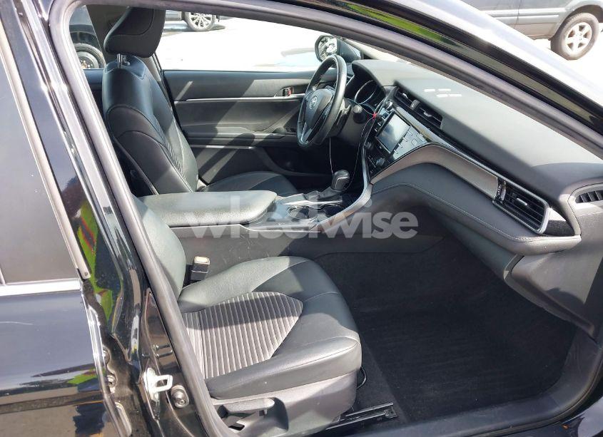 Photo 5 of 2020 Toyota Camry SE (VIN 4T1M11AK5LU923801)