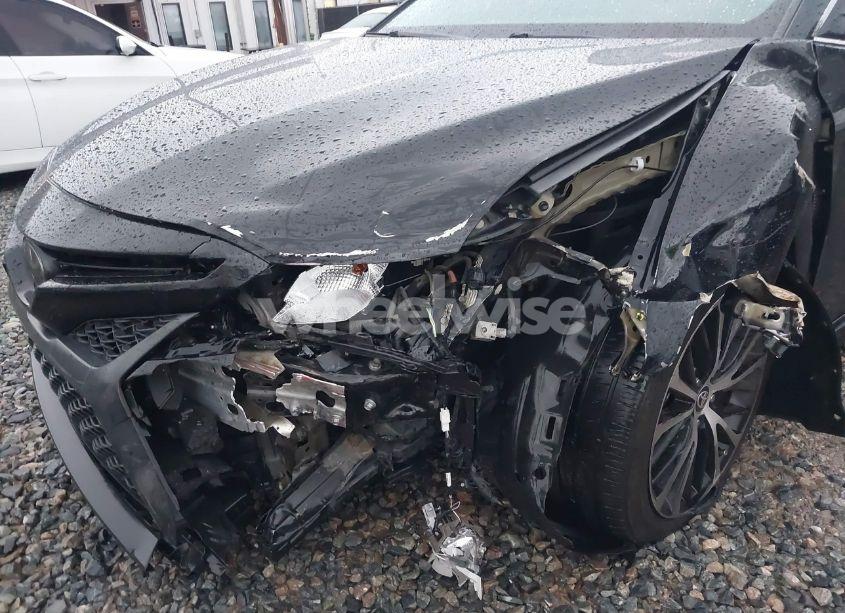 Photo 6 of 2020 Toyota Camry SE (VIN 4T1M11AK6LU946083)