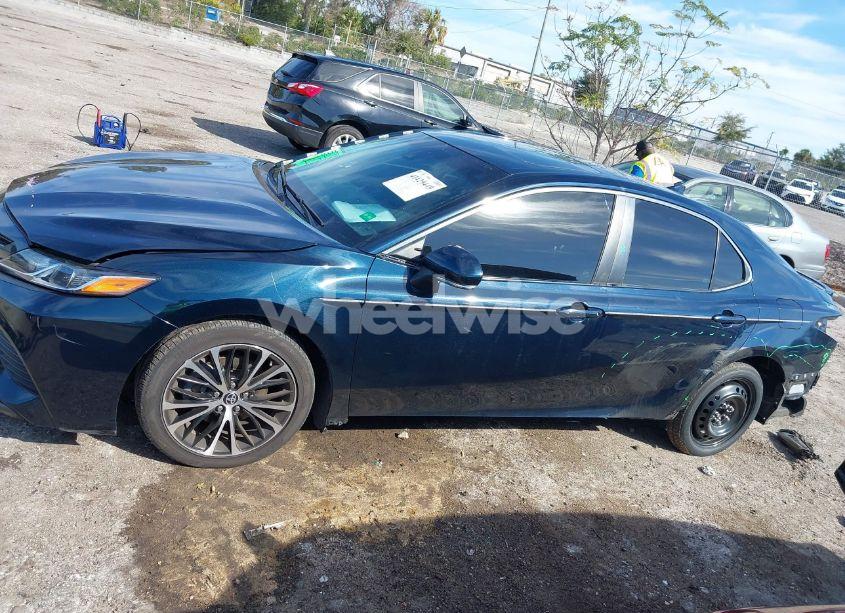 Photo 14 of 2020 Toyota Camry SE (VIN 4T1M11AK6LU946262)