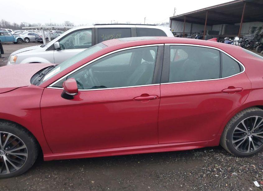 Photo 14 of 2020 Toyota Camry SE (VIN 4T1M11AK8LU307493)