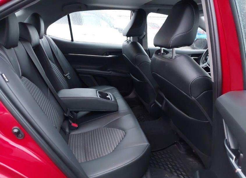 Photo 8 of 2020 Toyota Camry SE (VIN 4T1M11AK8LU307493)