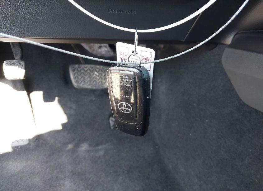 Photo 11 of 2020 Toyota Camry SE (VIN 4T1M11AK8LU388267)