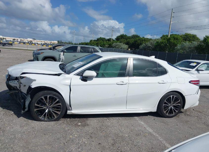 Photo 14 of 2020 Toyota Camry SE (VIN 4T1M11AK8LU909536)