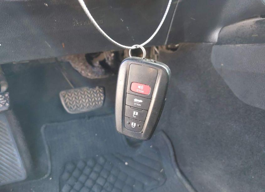 Photo 11 of 2020 Toyota Camry SE (VIN 4T1M11AK9LU378489)