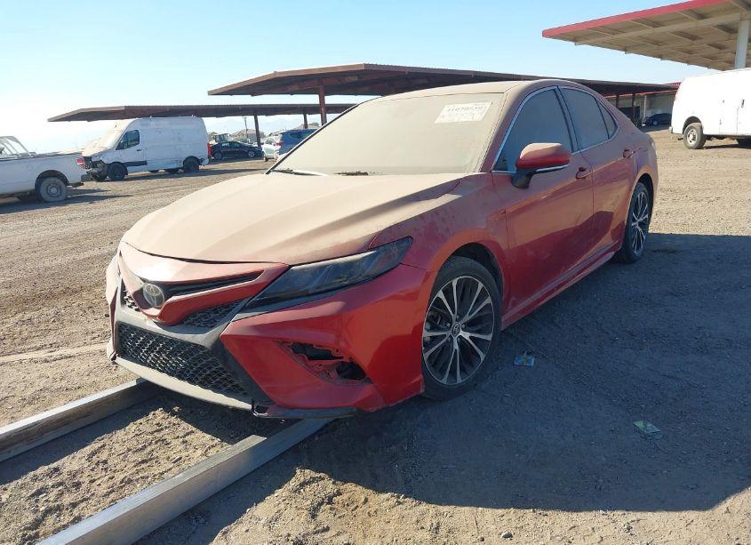 Photo 2 of 2020 Toyota Camry SE (VIN 4T1M11AK9LU378489)
